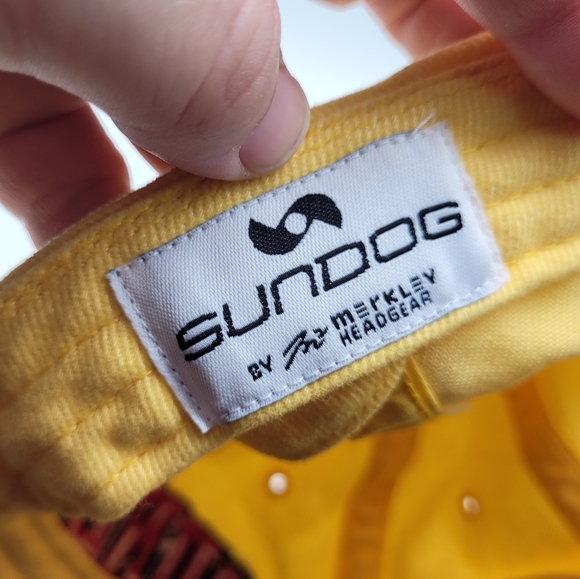 SUNDOG GOLF | adjustable cap hat - Picture 8 of 8